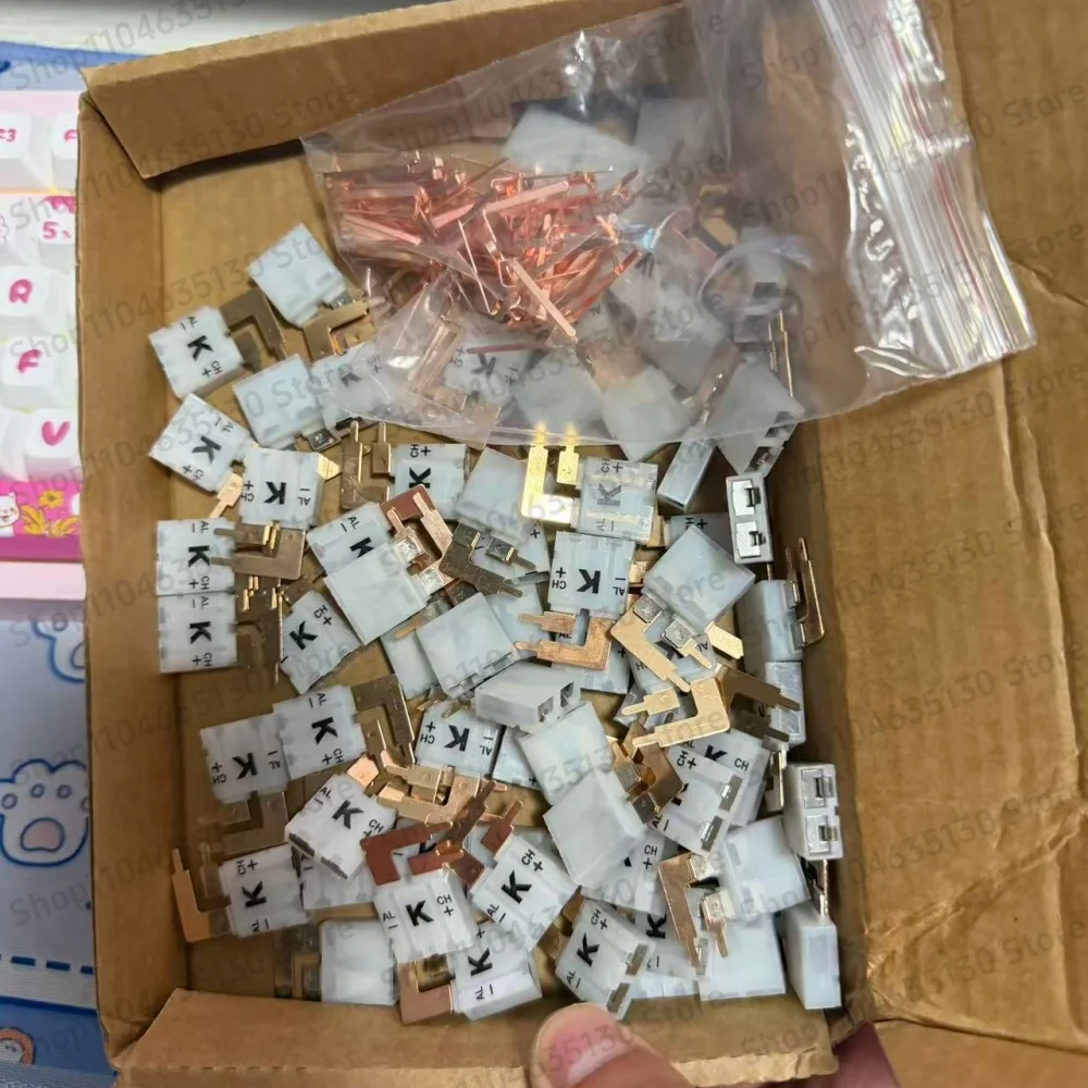 10pcs PCB board connectors PCC-SMP-K PCC-SMP-T PCC-SMP-U PCC-SMP-V-K PCC-SMP-V-T PCC-SMP-V-U special connectors
10pcs PCB board connectors PCC-SMP-K PCC-SMP-T PCC-SMP-U PCC-SMP-V-K PCC-SMP-V-T PCC-SMP-V-U special connectors