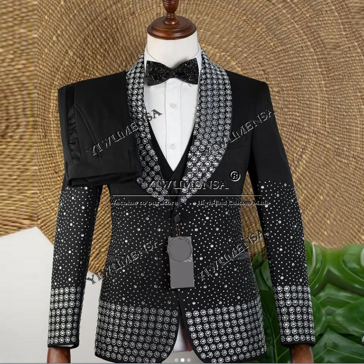 Роскошные камни из бисера, мужские костюмы с шалью и лацканами, пиджаки для выпускного вечера, наряды по индивидуальному заказу, комплект из трех предметов, свадебный смокинг для жениха, мужское платье для банкета и вечеринки
Роскошные камни из бисера, мужские костюмы с шалью и лацканами, пиджаки для выпускного вечера, наряды по индивидуальному заказу, комплект из трех предметов, свадебный смокинг для жениха, мужское платье для банкета и вечеринки