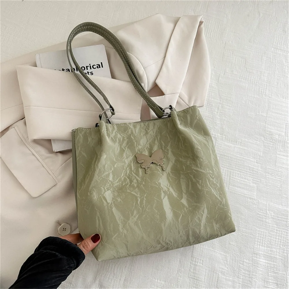 Pu Leather Underarm Tote Bag Solid Color Korean Style Sweet Shoulder Bag Butterfly Pattern Zipper Luxury Handbag Shopping
Pu Leather Underarm Tote Bag Solid Color Korean Style Sweet Shoulder Bag Butterfly Pattern Zipper Luxury Handbag Shopping