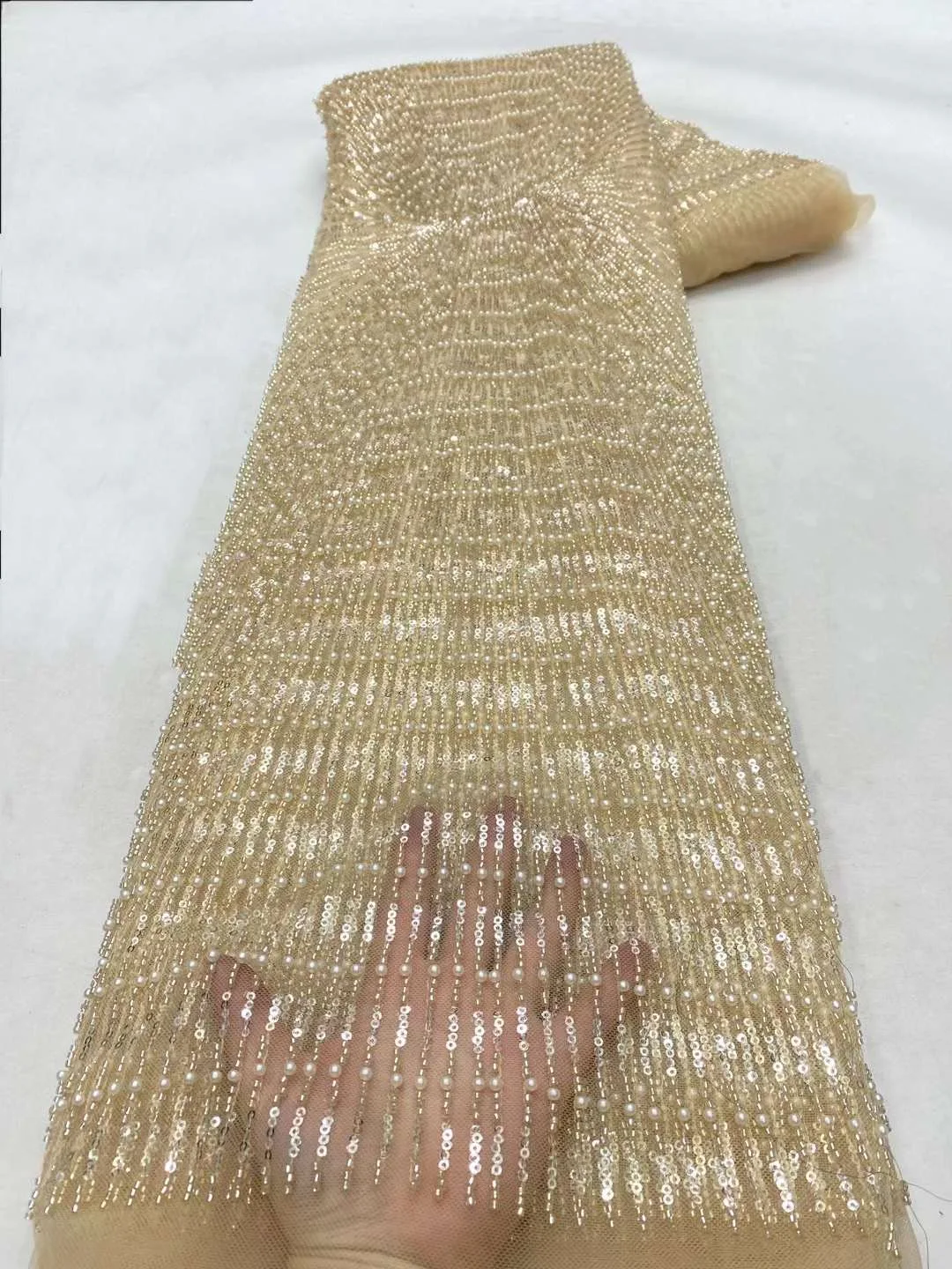 African Lace Novelty 2024 Gold Lace Sequin Fabric 5 Yards High Quality French Lace Fabrics With Sequins For Elegant Woman A164-2
African Lace Novelty 2024 Gold Lace Sequin Fabric 5 Yards High Quality French Lace Fabrics With Sequins For Elegant Woman A164-2
