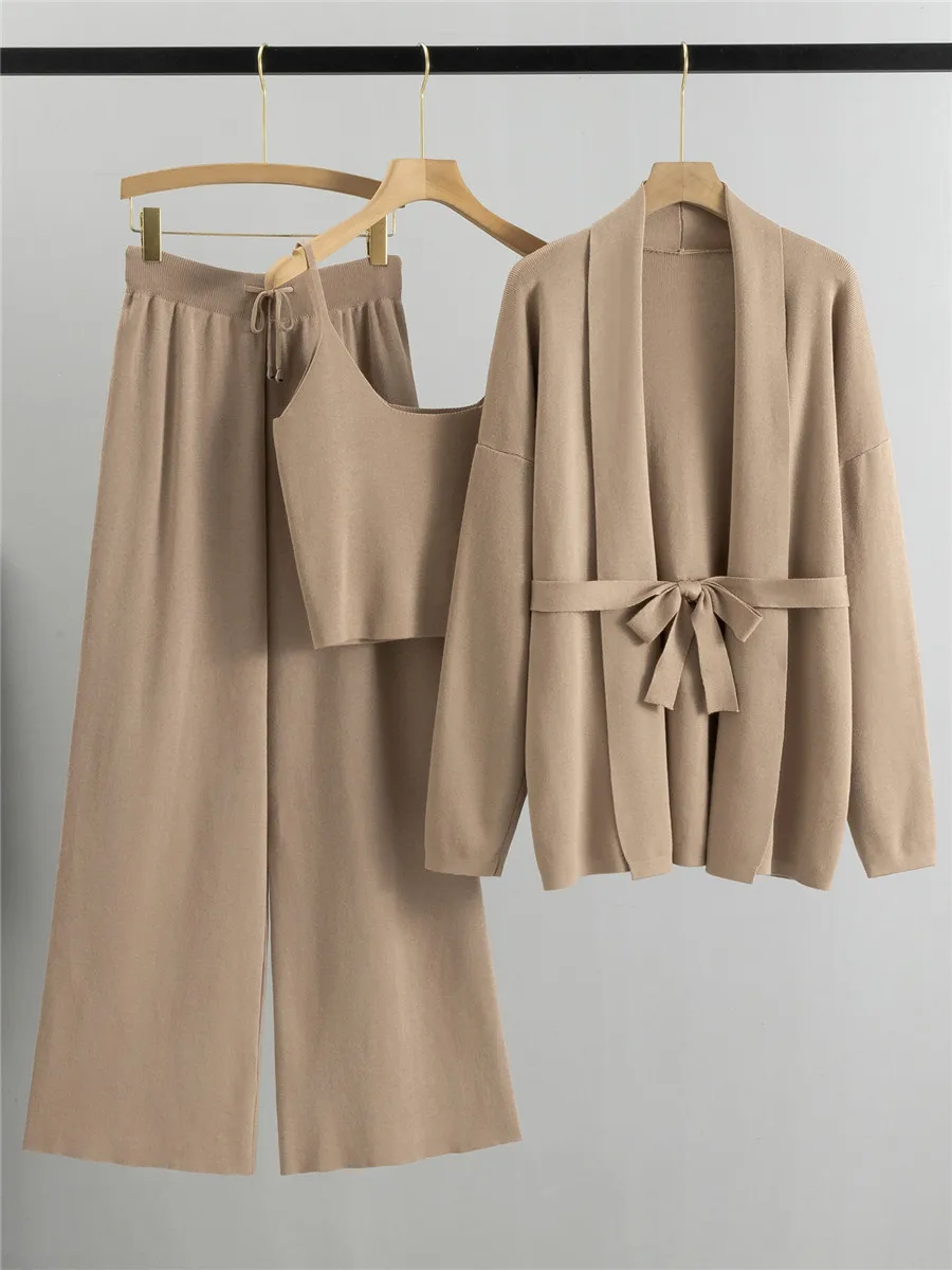 Spring Fall Korean Knitted 3 Piece Sets Women Knitwear Vest Sweater Cardigan Tops Conjuntos High Waist Wide Leg Pants Outfit New
Spring Fall Korean Knitted 3 Piece Sets Women Knitwear Vest Sweater Cardigan Tops Conjuntos High Waist Wide Leg Pants Outfit New