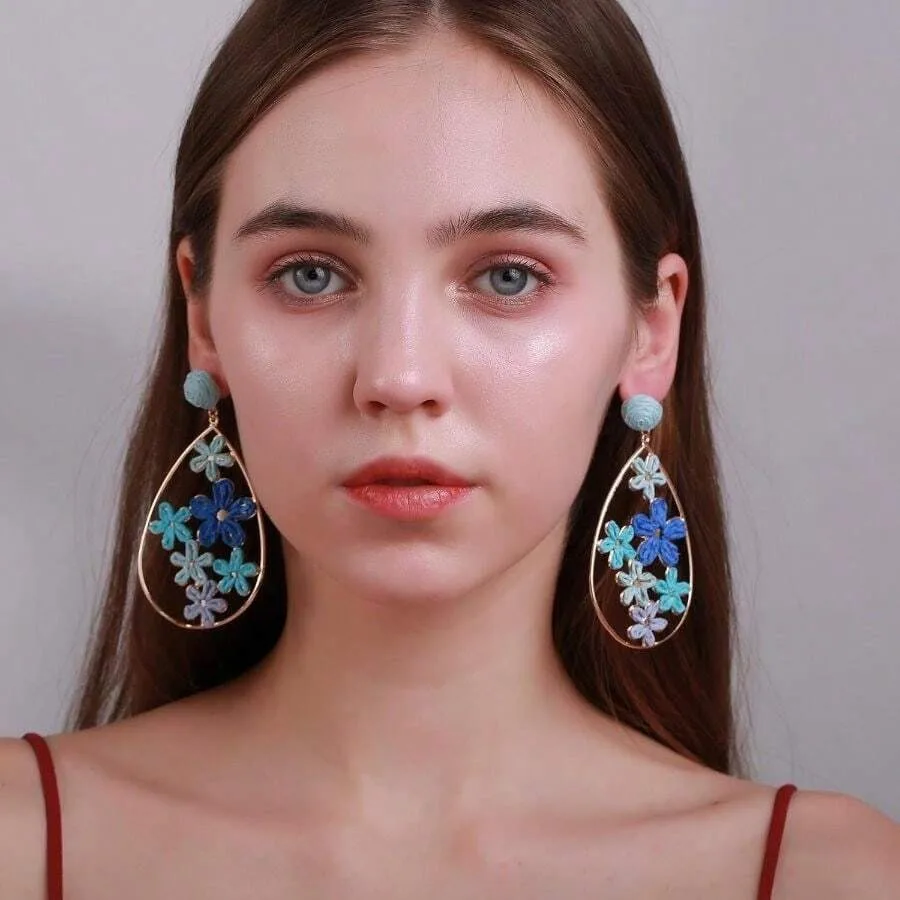 Hollow Raffia Flower Earrings, Handmade Large Teardrop Statement Drop And Dangle Earrings Summer Tropical Beach Jewelry
Hollow Raffia Flower Earrings, Handmade Large Teardrop Statement Drop And Dangle Earrings Summer Tropical Beach Jewelry