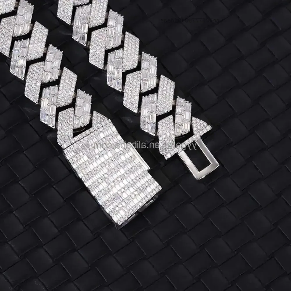 Custom 22mm Wide 10k 14k Gold Plated Hip Hop Jewelry Baguette Moissanite Silver Cuban Link Chain for Bracelet/necklace
Custom 22mm Wide 10k 14k Gold Plated Hip Hop Jewelry Baguette Moissanite Silver Cuban Link Chain for Bracelet/necklace