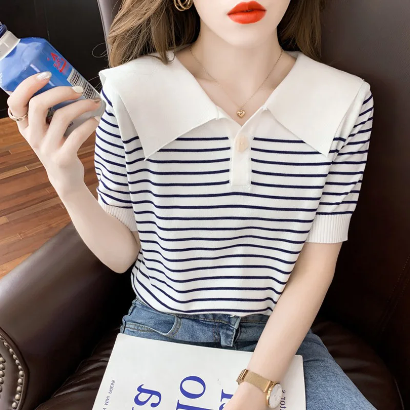 Fashionable Ice Silk Short Sleeve T-Shirt Women's Clothing Brand Label Removed Tailend Single Korean Style Loose Fit Button D...
Fashionable Ice Silk Short Sleeve T-Shirt Women's Clothing Brand Label Removed Tailend Single Korean Style Loose Fit Button D...