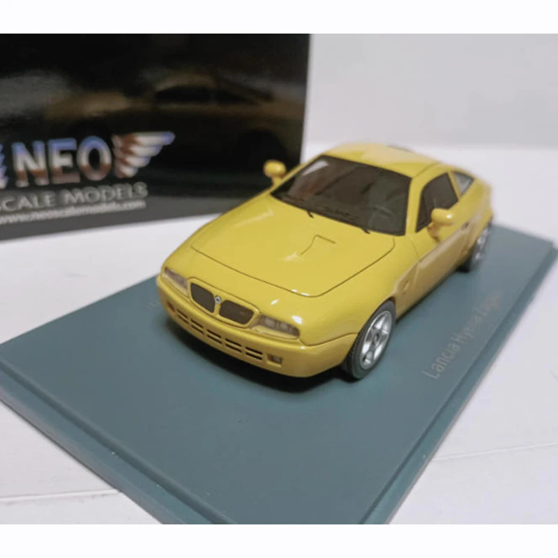 Neo 1/43 Lancia Hyena Zagato 1992, модель автомобиля из смолы, коллекция, демонстрационная игрушка, подарки, сувениры
Neo 1/43 Lancia Hyena Zagato 1992, модель автомобиля из смолы, коллекция, демонстрационная игрушка, подарки, сувениры
