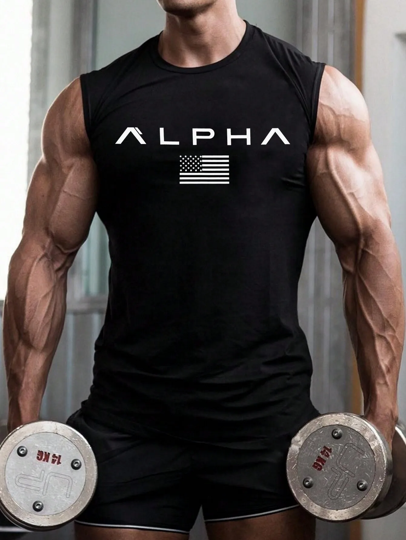 Мужская черная спортивная майка с крупным надписью и изображением флага — дышащая одежда для тренировок
Мужская черная спортивная майка с крупным надписью и изображением флага — дышащая одежда для тренировок