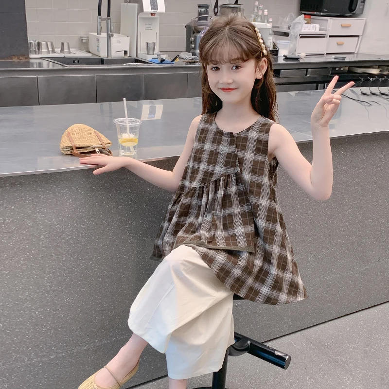 Girls Summer Clothing Set Children Sleeveless Checkered Vest + Loose Wide-Leg Pants Two-Piece Set 2025 Summer New
Girls Summer Clothing Set Children Sleeveless Checkered Vest + Loose Wide-Leg Pants Two-Piece Set 2025 Summer New