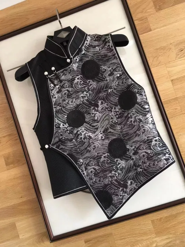 Mongolian Women's Clothing Vest Handmade Waistcoat Daily Life Stage Wear Popular
Mongolian Women's Clothing Vest Handmade Waistcoat Daily Life Stage Wear Popular
