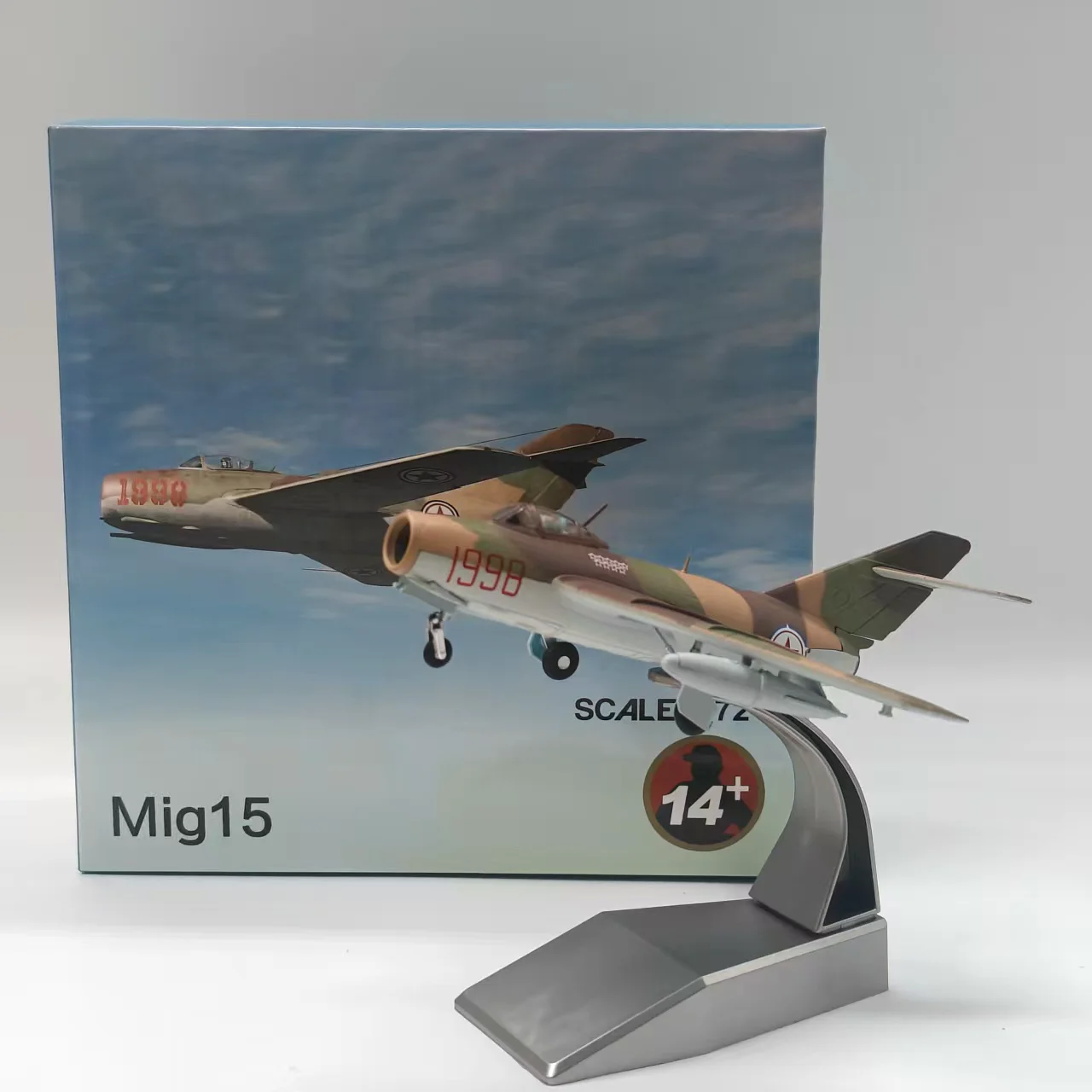 Литой под давлением масштаб 1/72 Севернокорейские ВВС Mig-15 реактивный истребитель из сплава модель самолета Коллекционная игрушка в подарок сувенир дисплей орнамент
Литой под давлением масштаб 1/72 Севернокорейские ВВС Mig-15 реактивный истребитель из сплава модель самолета Коллекционная игрушка в подарок сувенир дисплей орнамент
