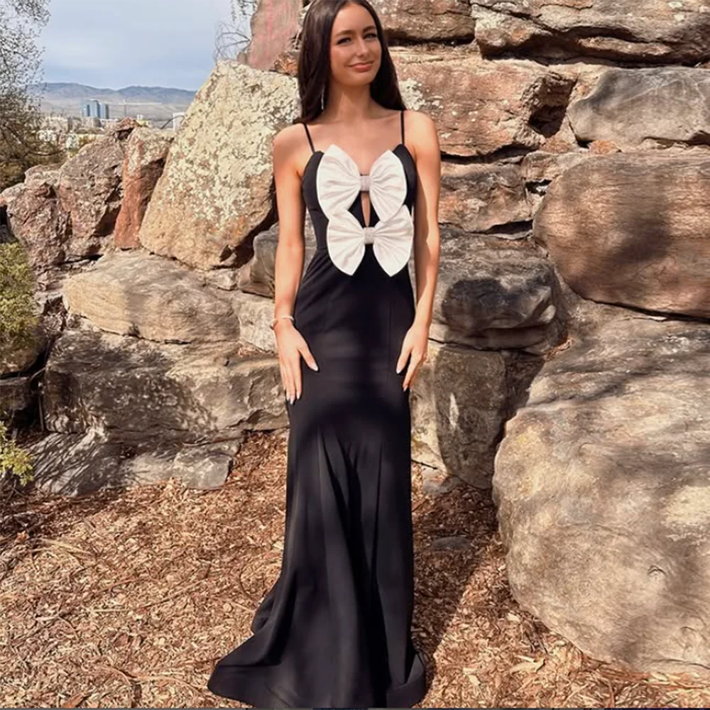 Customized Black A-Line Prom Dresses Floor-Length SpaghettI Strap Sleeveless Evening Gown Fashion Bow Backless Draped Party Gown
Customized Black A-Line Prom Dresses Floor-Length SpaghettI Strap Sleeveless Evening Gown Fashion Bow Backless Draped Party Gown