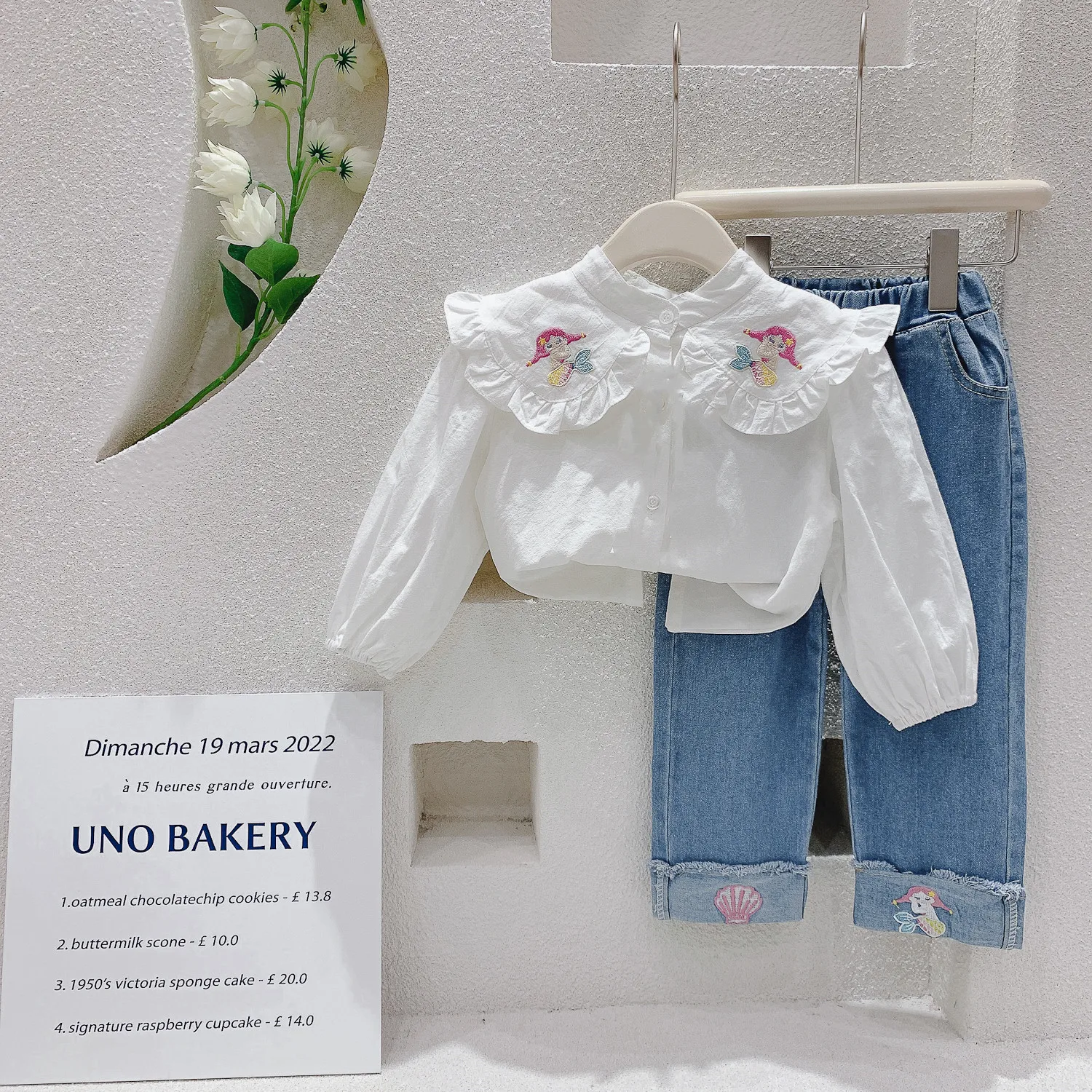 2024 Autumn New Children's Wear Cute Embroidered Collar Shirt And Jeans Two Piece Set For Girls
2024 Autumn New Children's Wear Cute Embroidered Collar Shirt And Jeans Two Piece Set For Girls