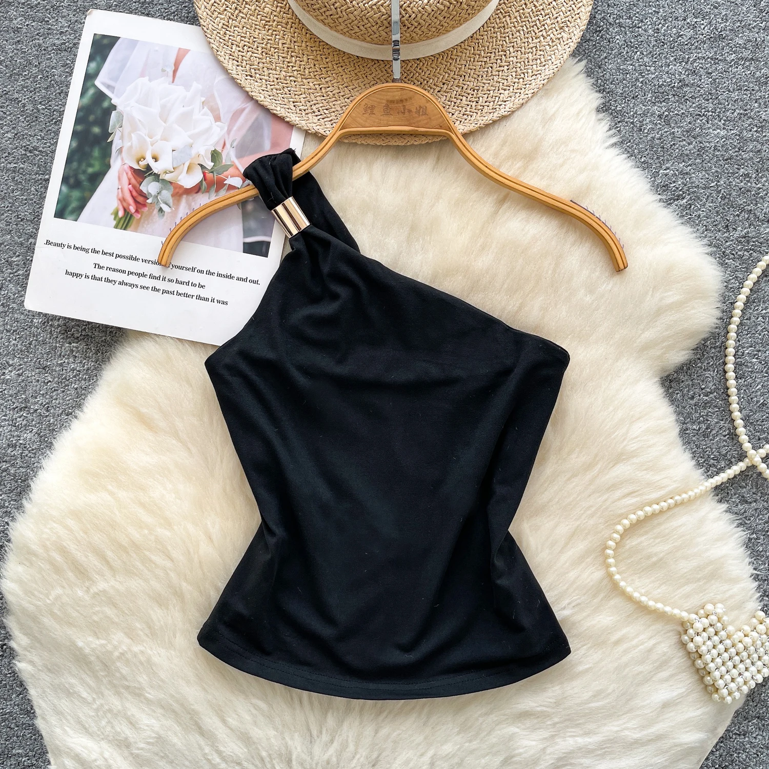 Шикарный облегающий винтажный топ без рукавов, корейский модный корсет, бюстье, Hotsweet Y2k, укороченный топ на бретельках
Шикарный облегающий винтажный топ без рукавов, корейский модный корсет, бюстье, Hotsweet Y2k, укороченный топ на бретельках