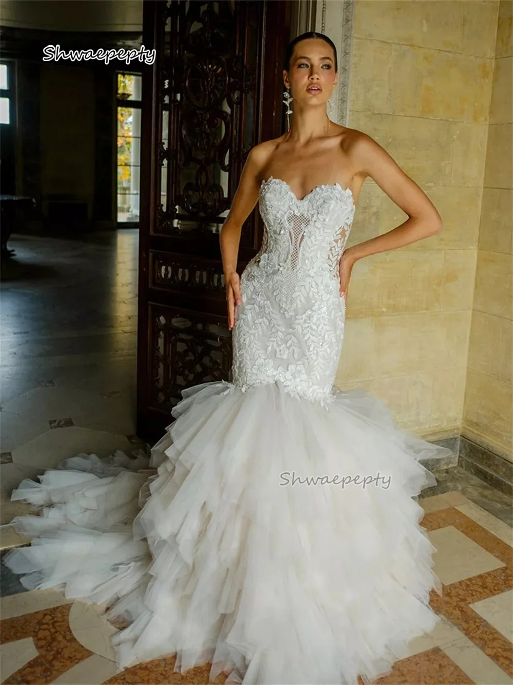 luxury Mermaid Wedding Dress Lace Appliques Tiers Long Train Elegant Sweetheart Ivory Lace Bridal Gown Customized
luxury Mermaid Wedding Dress Lace Appliques Tiers Long Train Elegant Sweetheart Ivory Lace Bridal Gown Customized