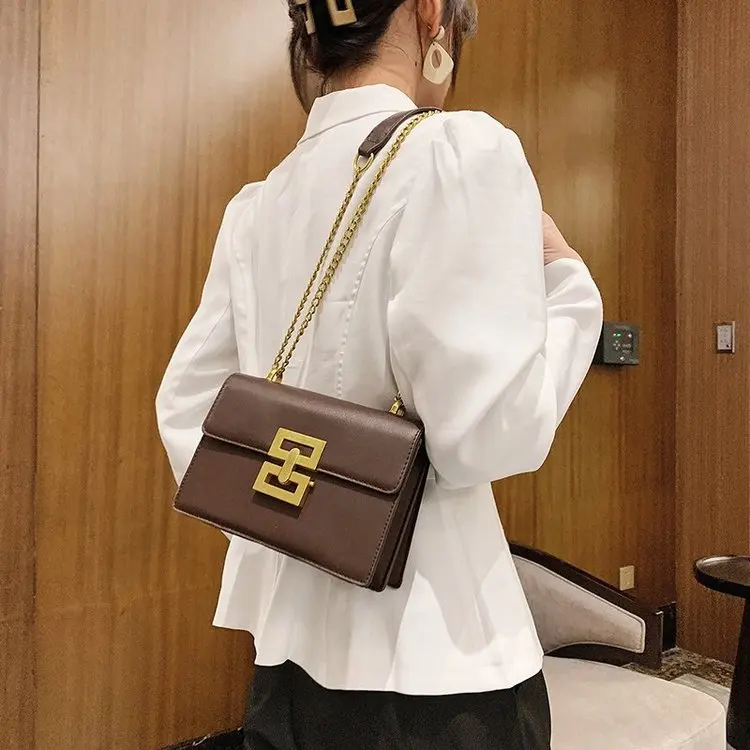 Minimalist Classic Crossbody Bag Square PU Leather Flip Wallet Women's Casual Handbag and Shoulder Bag Women Handbags
Minimalist Classic Crossbody Bag Square PU Leather Flip Wallet Women's Casual Handbag and Shoulder Bag Women Handbags