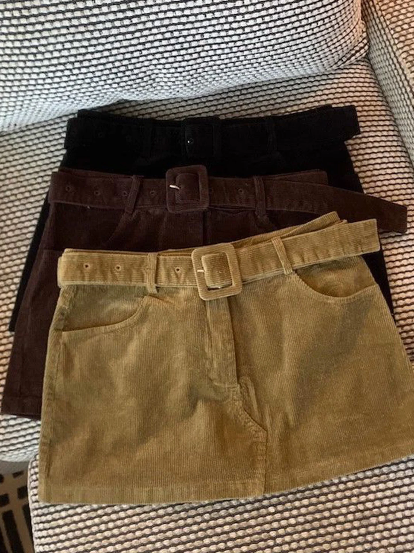 Casual Corduroy A-Line Skirt Women's High Waist Slimming Meat Covering Spring New Korean Sle f-length Skirt
Casual Corduroy A-Line Skirt Women's High Waist Slimming Meat Covering Spring New Korean Sle f-length Skirt