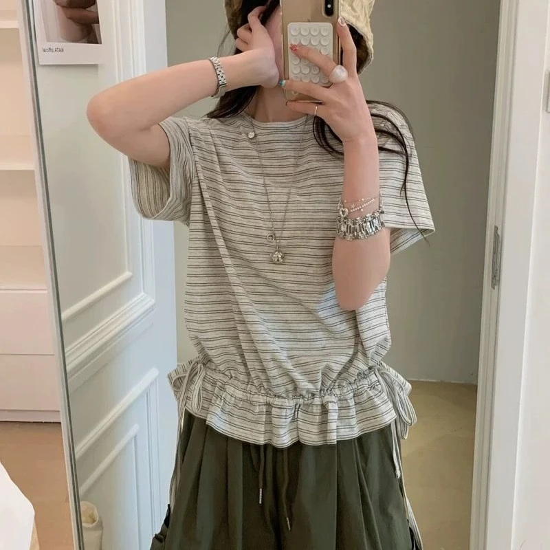 Deeptown Korean Style Striped T-Shirts Harajuku Vintage Casual Loose Ruffle Tees Y2k Retro Oversized Summer Short Sleeve T-Shirt
Deeptown Korean Style Striped T-Shirts Harajuku Vintage Casual Loose Ruffle Tees Y2k Retro Oversized Summer Short Sleeve T-Shirt