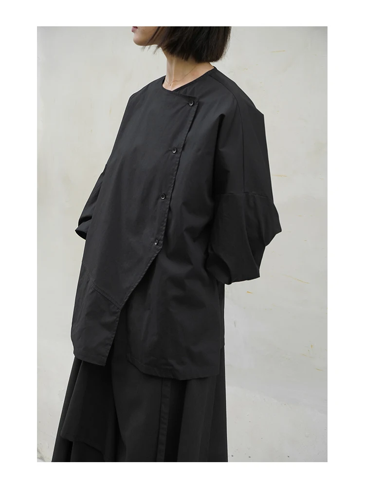 Loose Cotton Bubble Sve irt round Ne Asymmetrical Slant Button ort Sve Seven-Quarter Length Industrial Design Sense
Loose Cotton Bubble Sve irt round Ne Asymmetrical Slant Button ort Sve Seven-Quarter Length Industrial Design Sense