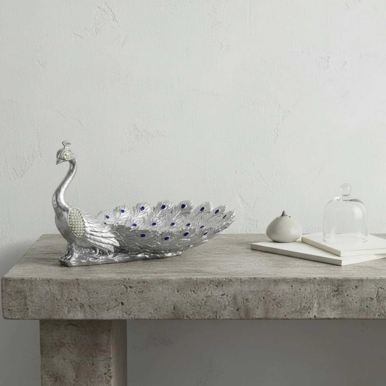 Peacock Fruit Bowl Modern Simple Peacock Ornament Tray Decorative Dish Luxury Aesthetic Home Decor Feather Pattern
Peacock Fruit Bowl Modern Simple Peacock Ornament Tray Decorative Dish Luxury Aesthetic Home Decor Feather Pattern