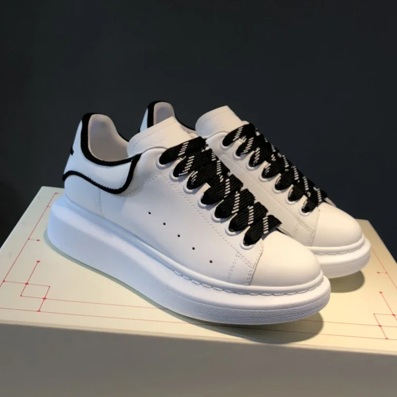 Top High Quality Womens Trendy Casual Shoes 34-46 Luxury Mens Real Leather Unisex Sneakers Designr Lovers Tide Shoes YN0395
Top High Quality Womens Trendy Casual Shoes 34-46 Luxury Mens Real Leather Unisex Sneakers Designr Lovers Tide Shoes YN0395
