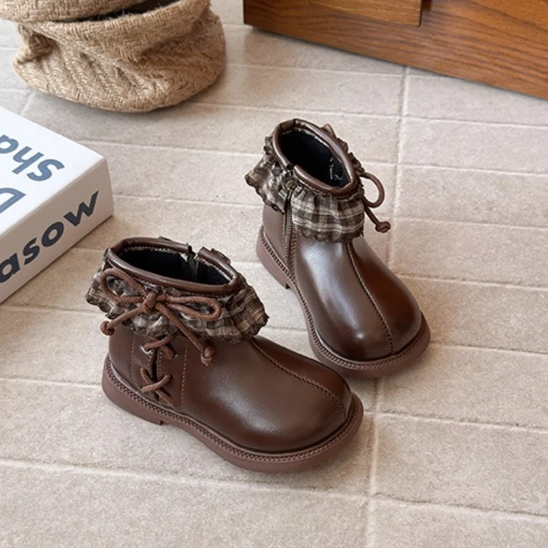 Children Casual Boots for Girls 2025 Autumn Winter New Fashion Korean Style Soft Bottom Anti-slippery Versatile Princess Shoes
Children Casual Boots for Girls 2025 Autumn Winter New Fashion Korean Style Soft Bottom Anti-slippery Versatile Princess Shoes
