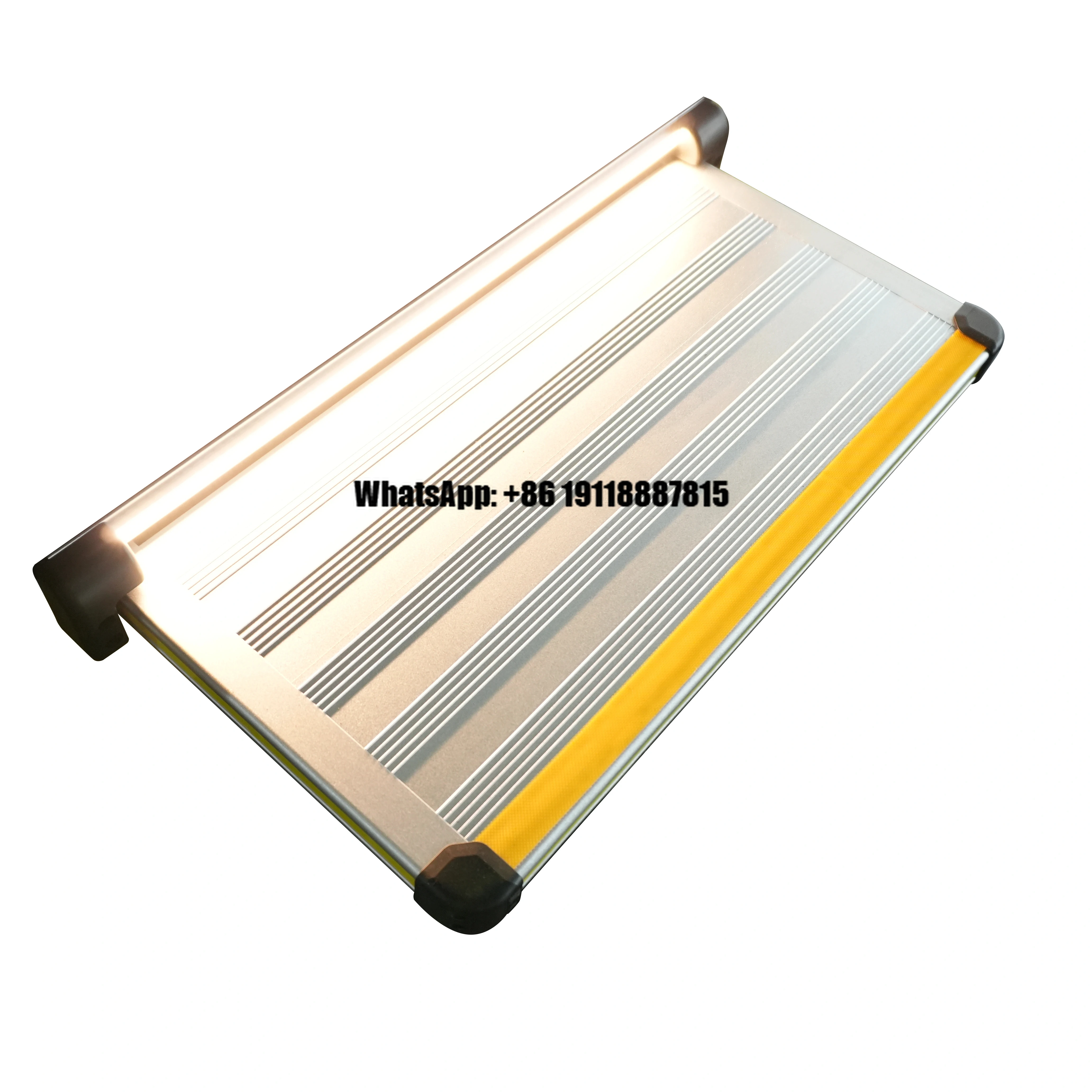 Universal 600*300mm Aluminum Auto Foot Step Pedals New Condition Electric Car Design Accessory for Action Task Flooring
Universal 600*300mm Aluminum Auto Foot Step Pedals New Condition Electric Car Design Accessory for Action Task Flooring