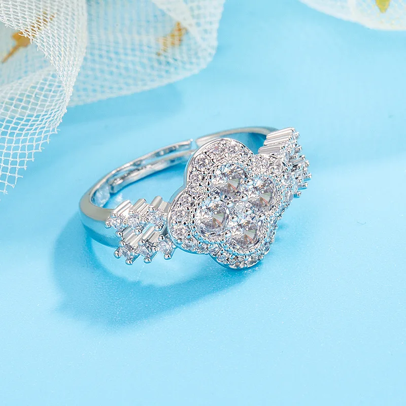 Exquisite High-quality 925 Silver Plated-Micro-set Four-petal Flower Hollow-cut Zirconia Ring- Adjustable Opening Luxury Jewelry
Exquisite High-quality 925 Silver Plated-Micro-set Four-petal Flower Hollow-cut Zirconia Ring- Adjustable Opening Luxury Jewelry