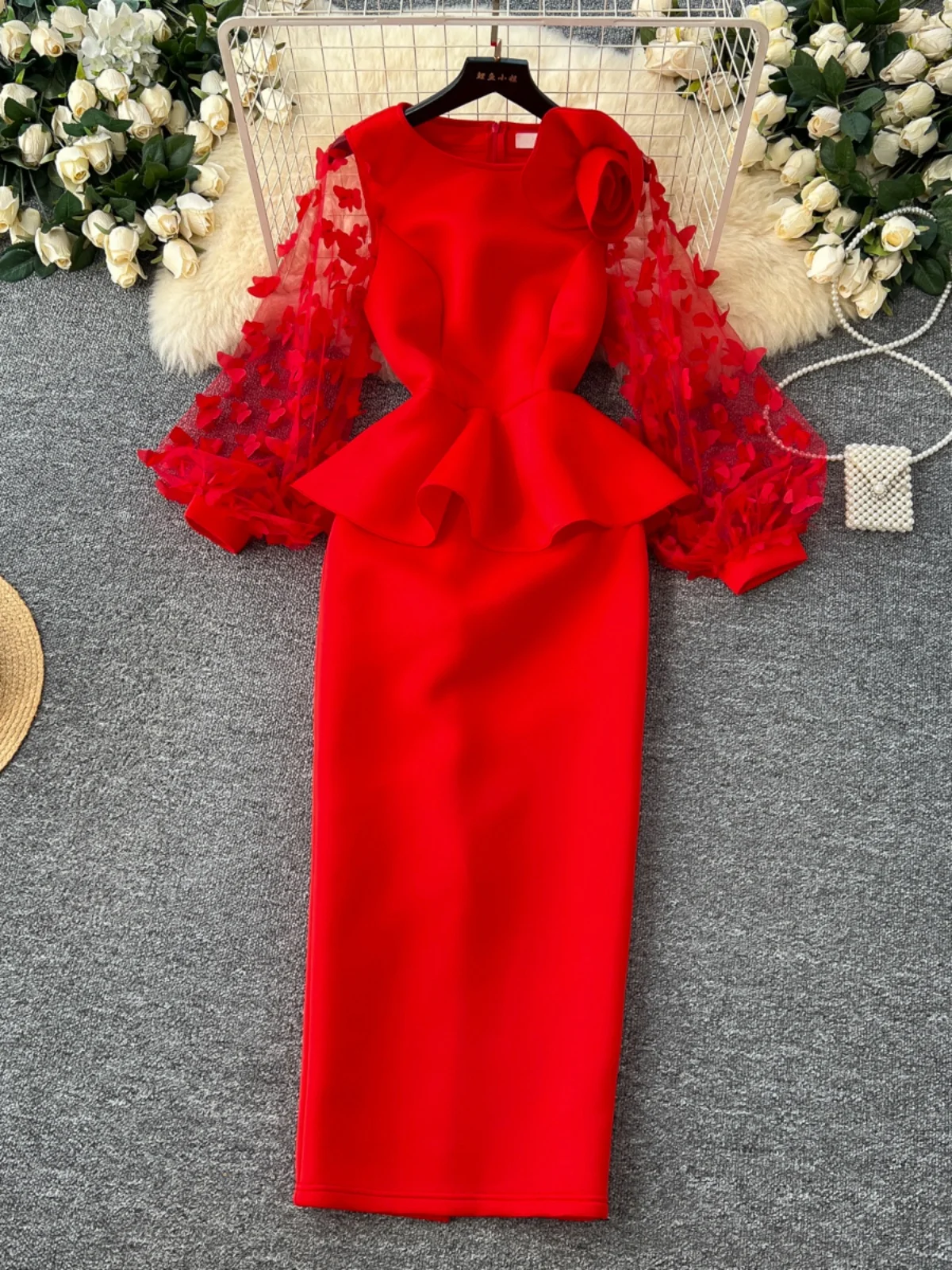 Elegant High-End Embellished 3D Floral Lace Lantern Sleeve Slimming Waist Party Dress Korean Style A-Line Midi Skirt
Elegant High-End Embellished 3D Floral Lace Lantern Sleeve Slimming Waist Party Dress Korean Style A-Line Midi Skirt