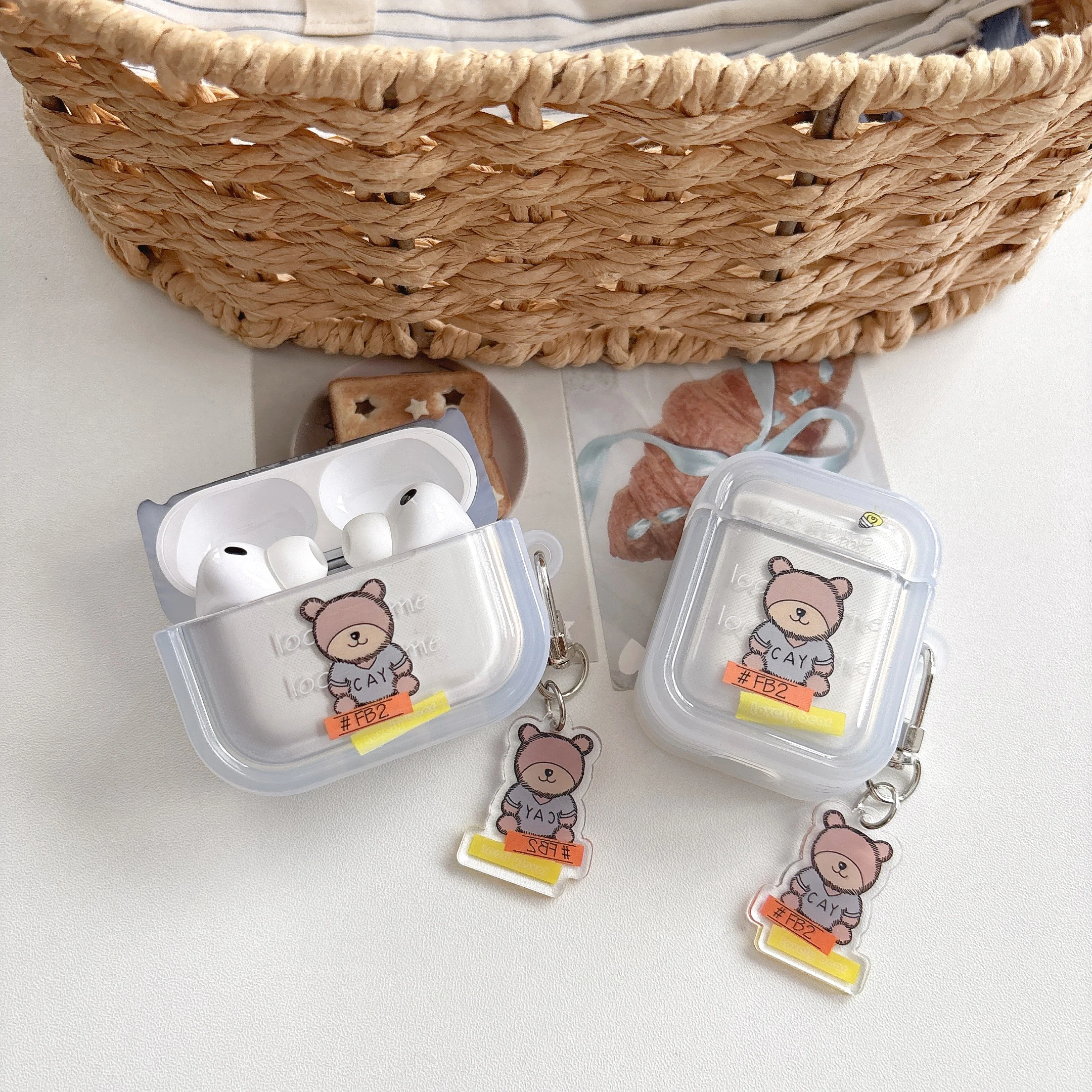 New transparent teddy bear pattern TPU earphone case, suitable for AirPods 4, 3, 2, 1 Pro, Pro 2, Pro 3, etc.
New transparent teddy bear pattern TPU earphone case, suitable for AirPods 4, 3, 2, 1 Pro, Pro 2, Pro 3, etc.