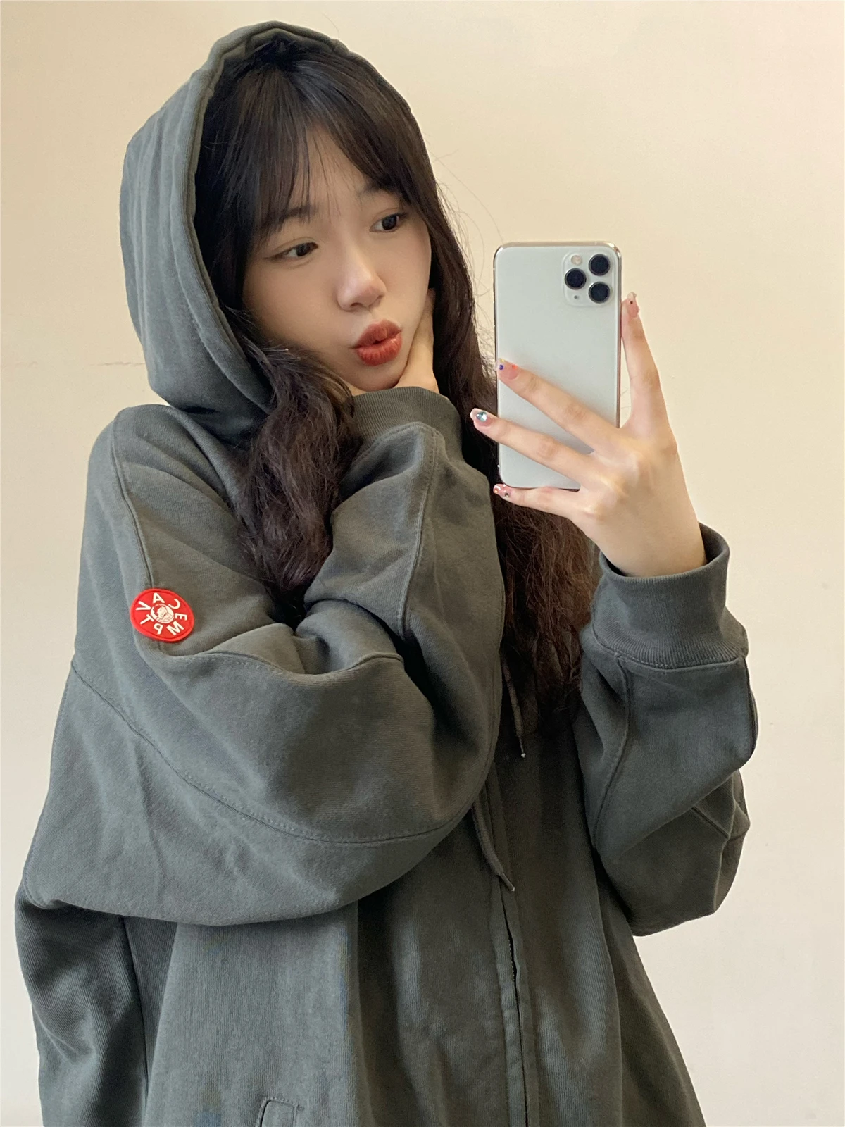 2022 LIFE CAVEMPT C.E Batik Heavy Washed Cardigan Jacket Loose Zip Hood Solid Sweatshirt TX528
2022 LIFE CAVEMPT C.E Batik Heavy Washed Cardigan Jacket Loose Zip Hood Solid Sweatshirt TX528