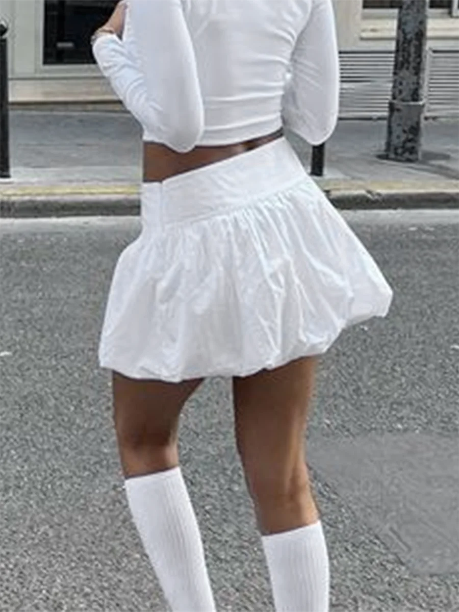 Women's Mini Lantern Skirt Casual Loose Fitting Elastic Waist Solid Color Black Short Puffball Skirt for Summer 2000s Streetwear
Women's Mini Lantern Skirt Casual Loose Fitting Elastic Waist Solid Color Black Short Puffball Skirt for Summer 2000s Streetwear
