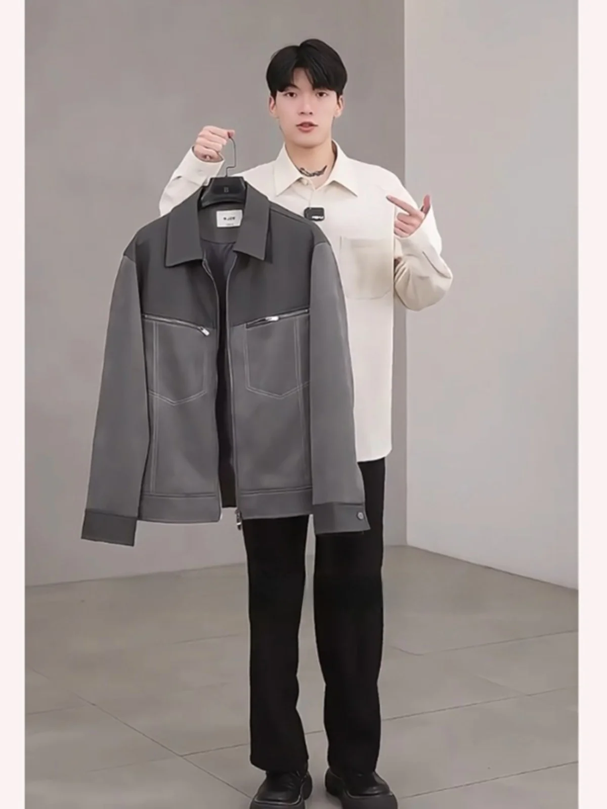 ey Suede PU Leather Men's Jaet Autumn Casual Patchwork Design High-End Workwear Coat Loose Fit Iron-Free Procing
ey Suede PU Leather Men's Jaet Autumn Casual Patchwork Design High-End Workwear Coat Loose Fit Iron-Free Procing