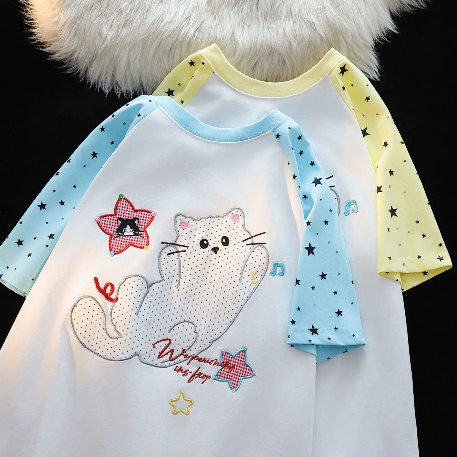 Sweet Kawaii Star Raglan Tee with Polka Dot Cat & Star Patch Embroidery High Quality Japanese Cartoon Graphic Tees Preppy Style
Sweet Kawaii Star Raglan Tee with Polka Dot Cat & Star Patch Embroidery High Quality Japanese Cartoon Graphic Tees Preppy Style