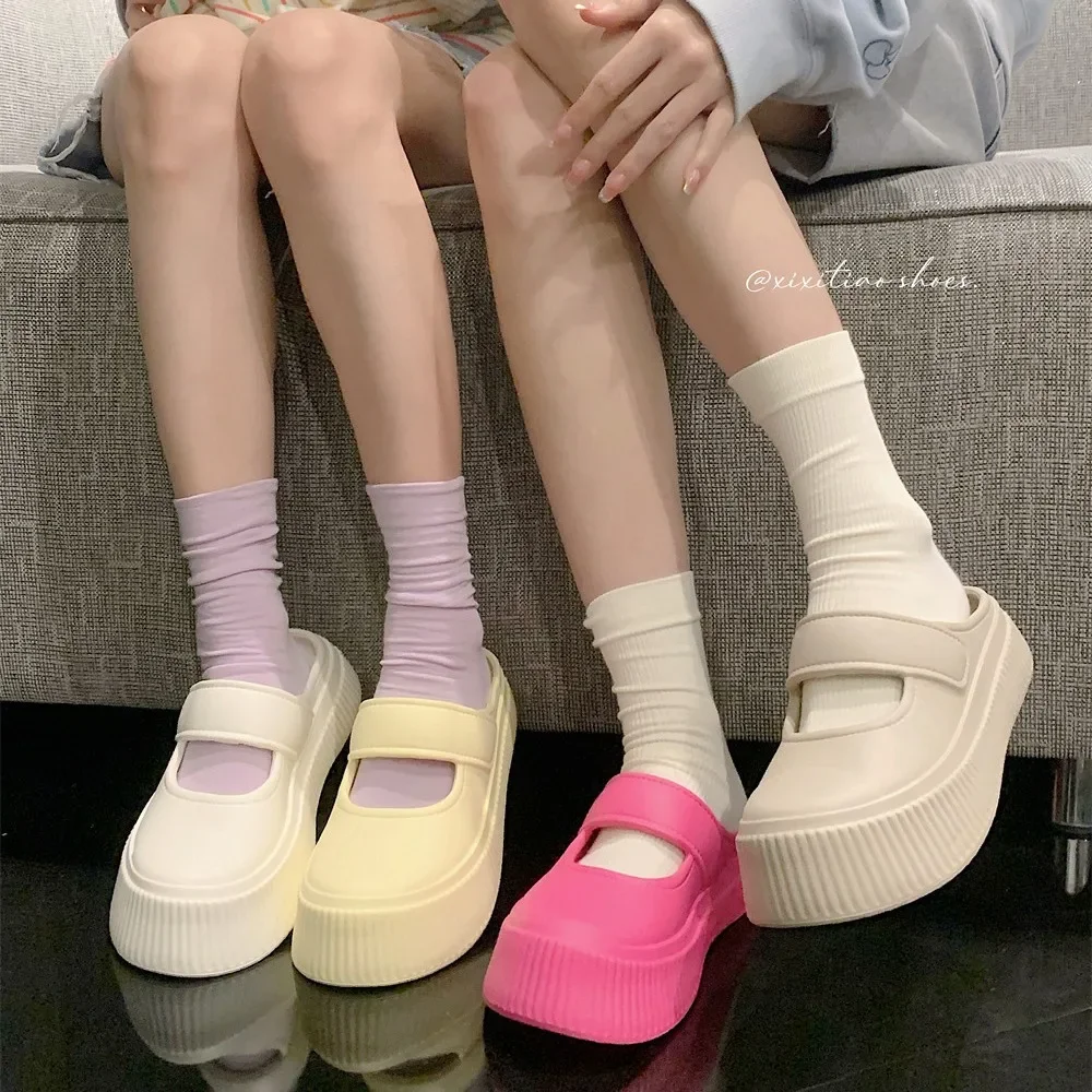 Textured Tread Platform Shoes Cloud Cushioned Mary Jane Flats Stacked Sole Adjustable Strap for Knitwear and Casual Outfit
Textured Tread Platform Shoes Cloud Cushioned Mary Jane Flats Stacked Sole Adjustable Strap for Knitwear and Casual Outfit