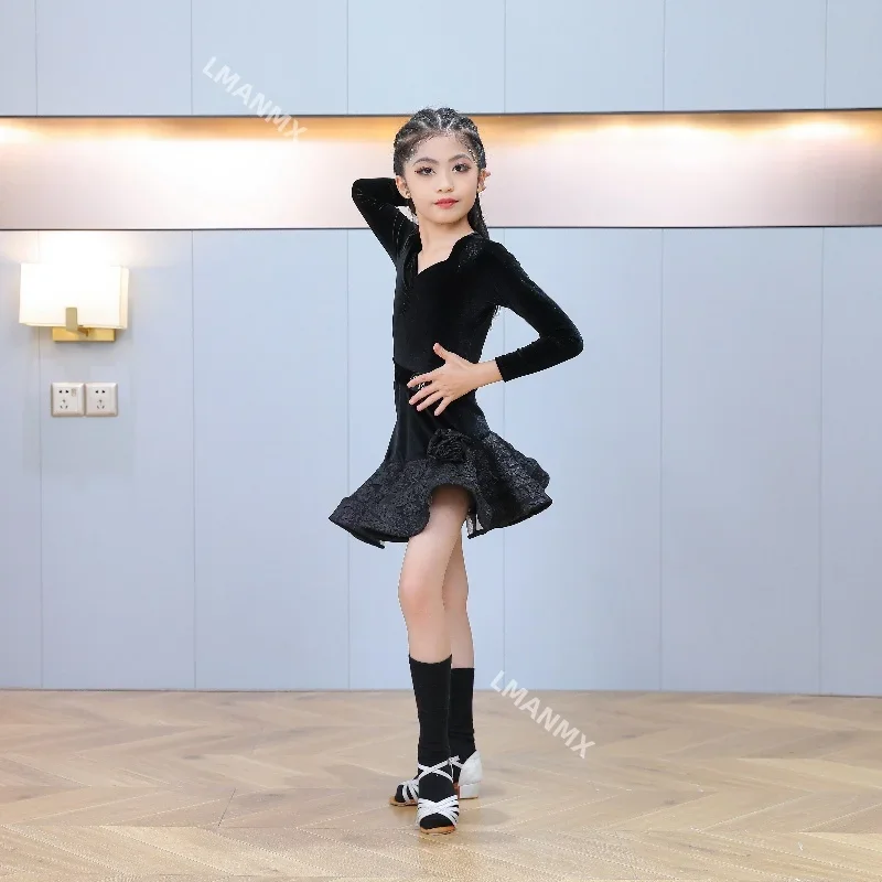 New style Latin dance training clothes for children, girls' autumn and winter split-body long-sleeved practice clothes
New style Latin dance training clothes for children, girls' autumn and winter split-body long-sleeved practice clothes