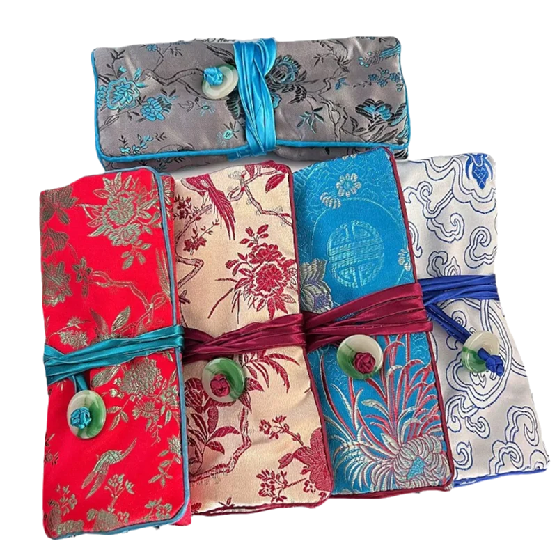 5 шт. портативный шелковый парчовый рулон ювелирных изделий, дорожная сумка, многофункциональная сумка для хранения, домашний автомобиль, подвесные 3 кошельки на молнии, женские подарки
5 шт. портативный шелковый парчовый рулон ювелирных изделий, дорожная сумка, многофункциональная сумка для хранения, домашний автомобиль, подвесные 3 кошельки на молнии, женские подарки