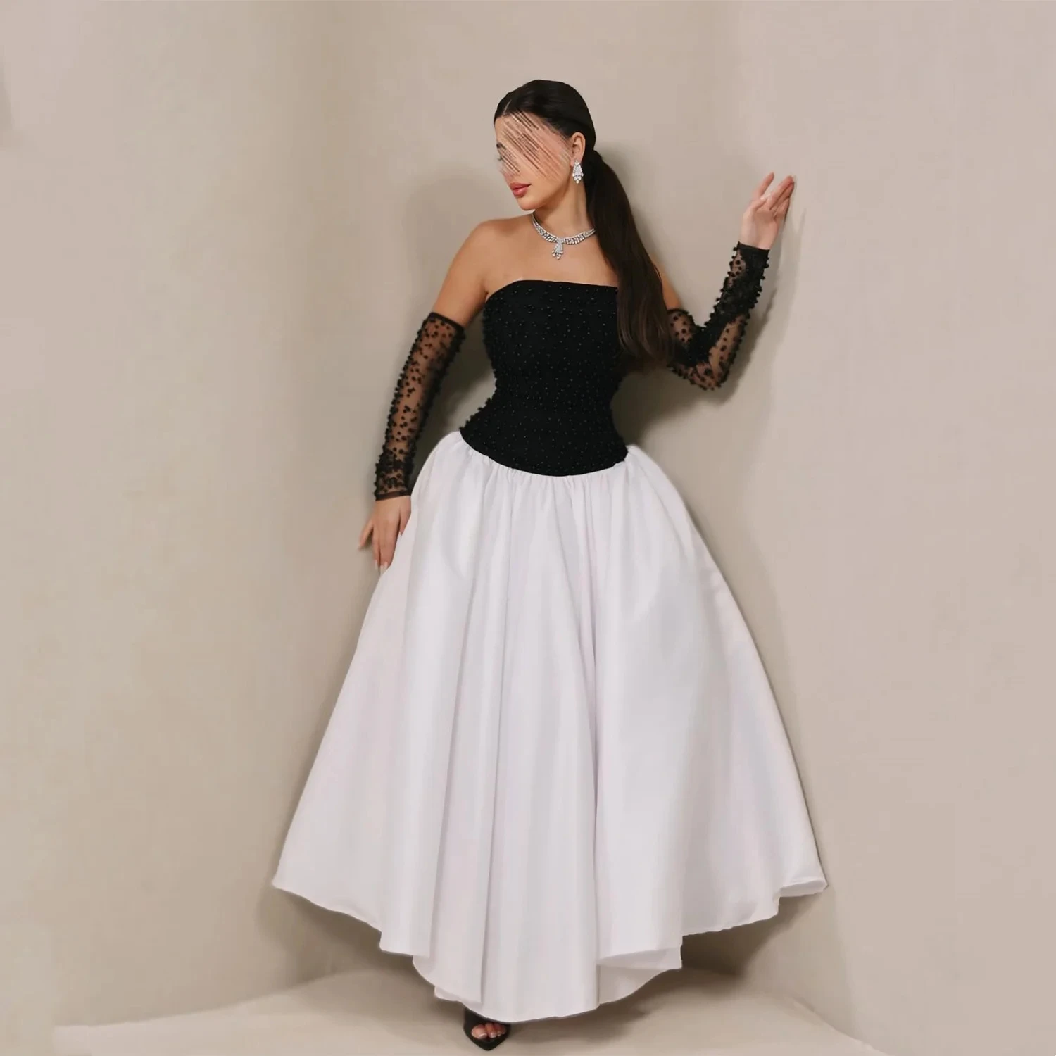 Черно-белый жемчуг Длинное платье на заказ Вечерние платья Pastrol Унисекс Джерси Ретро Дубай Саудовская Аравия Пром Индивидуальные
Черно-белый жемчуг Длинное платье на заказ Вечерние платья Pastrol Унисекс Джерси Ретро Дубай Саудовская Аравия Пром Индивидуальные