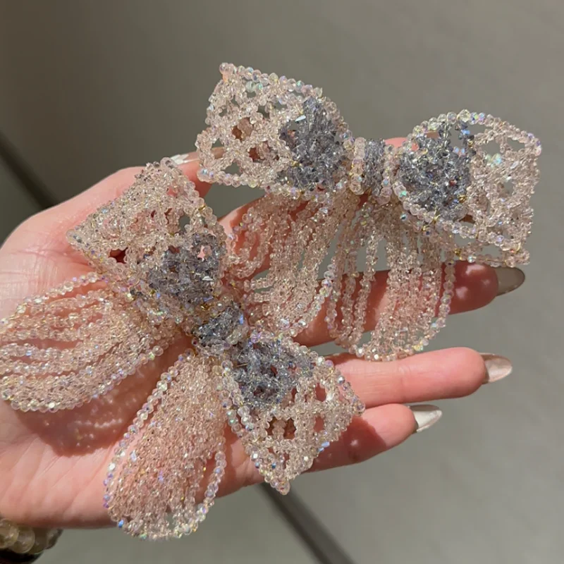 Korean Luxury Handmade Crystal Bow Hair Clip Sweet Princess Straight Clip Back Head Hair Barrettes Women Hairpin Headband
Korean Luxury Handmade Crystal Bow Hair Clip Sweet Princess Straight Clip Back Head Hair Barrettes Women Hairpin Headband