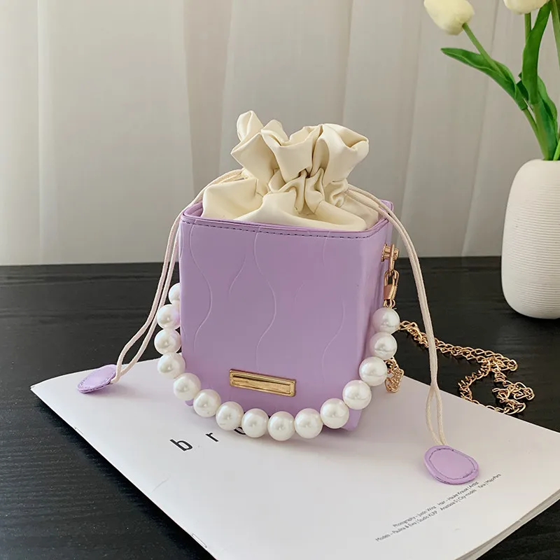 Luxury Pearl Women Handbags Lady Elegant Evening Bags Mini Single Shoulder Crossbody Bags Small Square Bags Box Style Bag
Luxury Pearl Women Handbags Lady Elegant Evening Bags Mini Single Shoulder Crossbody Bags Small Square Bags Box Style Bag