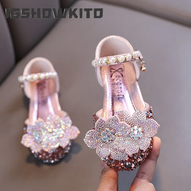 JGSHOWKITO New Girls Elegant Sandals Glitter Flower Children Mary Jane Shoes for Princess Wedding Party Lightweight Kids Flats
JGSHOWKITO New Girls Elegant Sandals Glitter Flower Children Mary Jane Shoes for Princess Wedding Party Lightweight Kids Flats