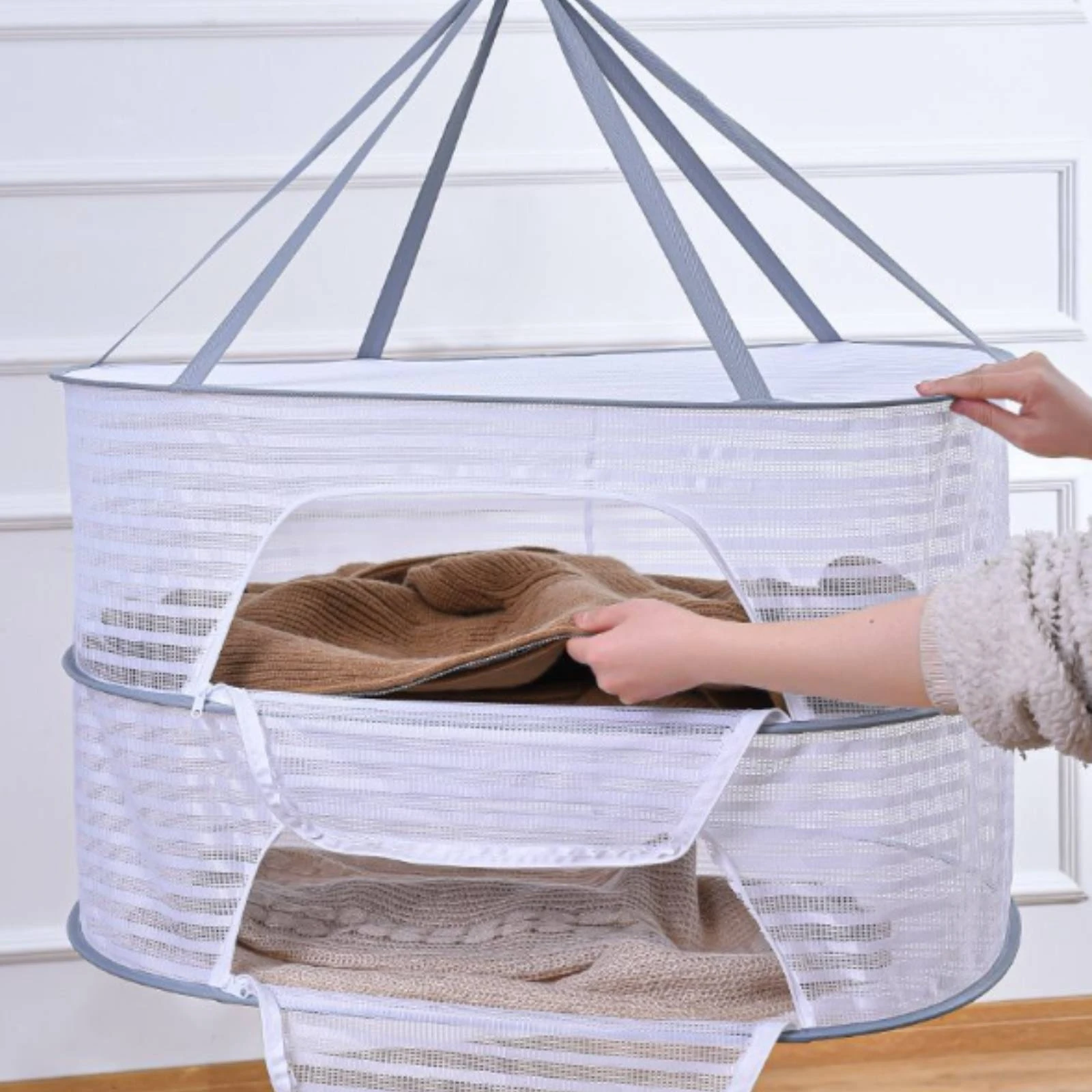 Foldable Hanging Drying Basket Breathable Zippered Mesh Drying Basket Household Storage Space Saving Multi-Purpose for Outdoor
Foldable Hanging Drying Basket Breathable Zippered Mesh Drying Basket Household Storage Space Saving Multi-Purpose for Outdoor
