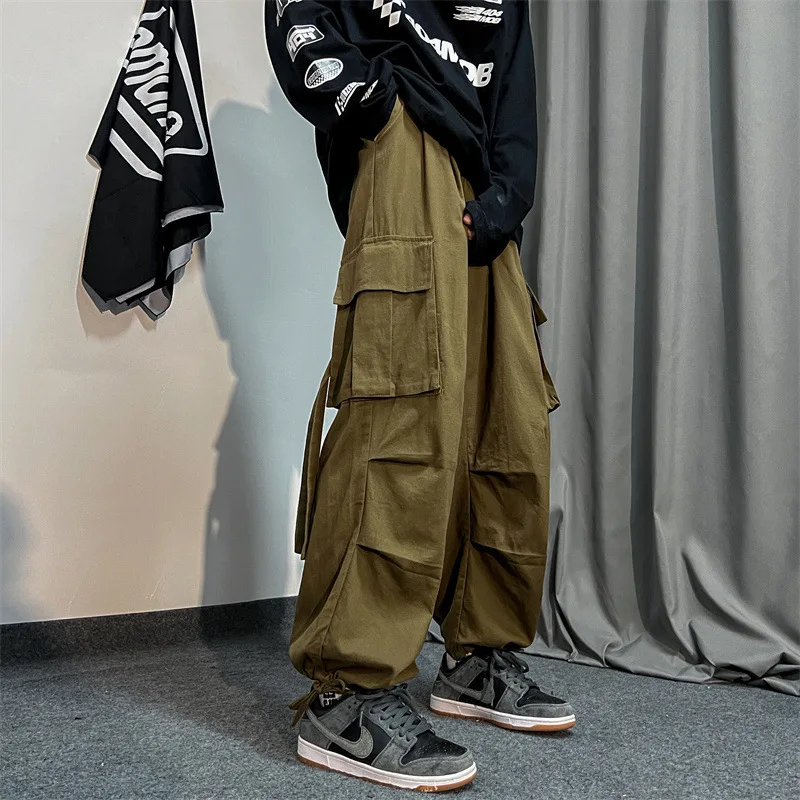 Men's Spring and Autumn Korean casual sports versatile workwear, wide leg long pants, leg tied pants
Men's Spring and Autumn Korean casual sports versatile workwear, wide leg long pants, leg tied pants