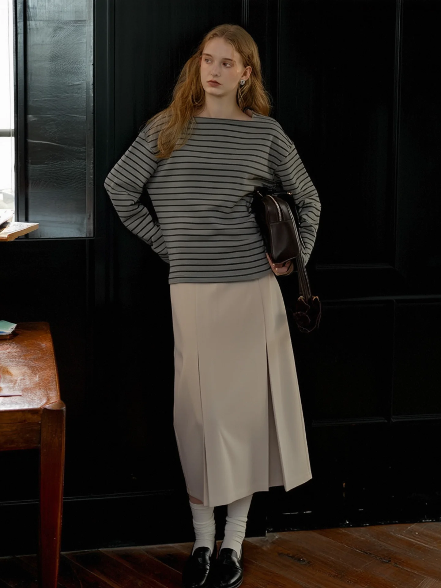 HUAAPPUW Retro Striped One Shoulder Long Sleeve T-Shirt Loose Base Shirt Casual Style Cotton Breathable Women's Top
HUAAPPUW Retro Striped One Shoulder Long Sleeve T-Shirt Loose Base Shirt Casual Style Cotton Breathable Women's Top