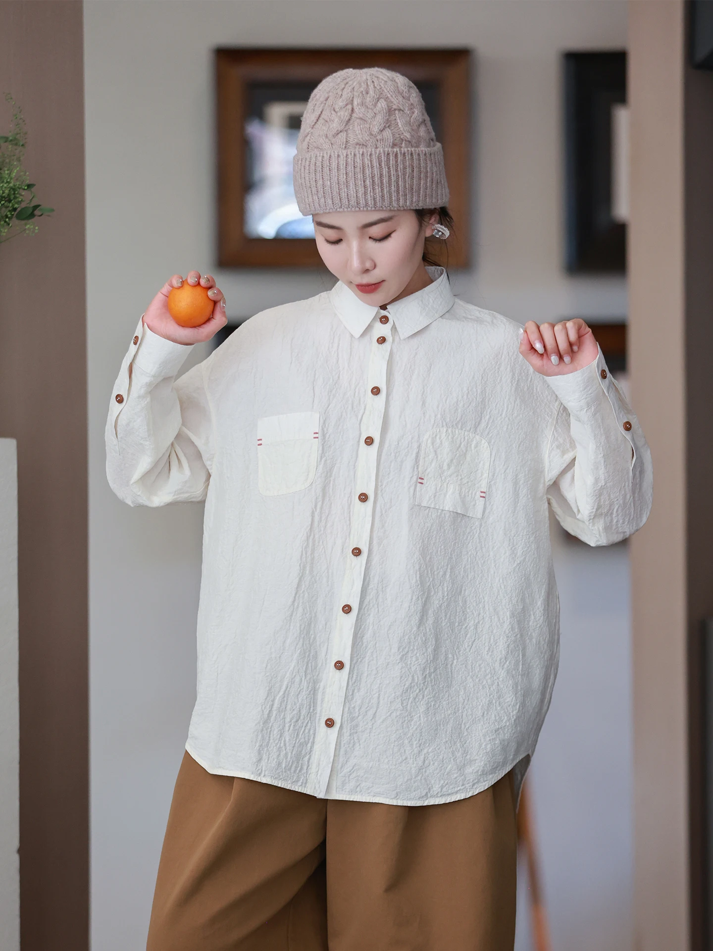 Ретро-рубашка свободного кроя с длинным рукавом, белая, из хлопка и льна, весенняя коллекция, молодежный художественный дизайн, дышащая, комфортная
Ретро-рубашка свободного кроя с длинным рукавом, белая, из хлопка и льна, весенняя коллекция, молодежный художественный дизайн, дышащая, комфортная