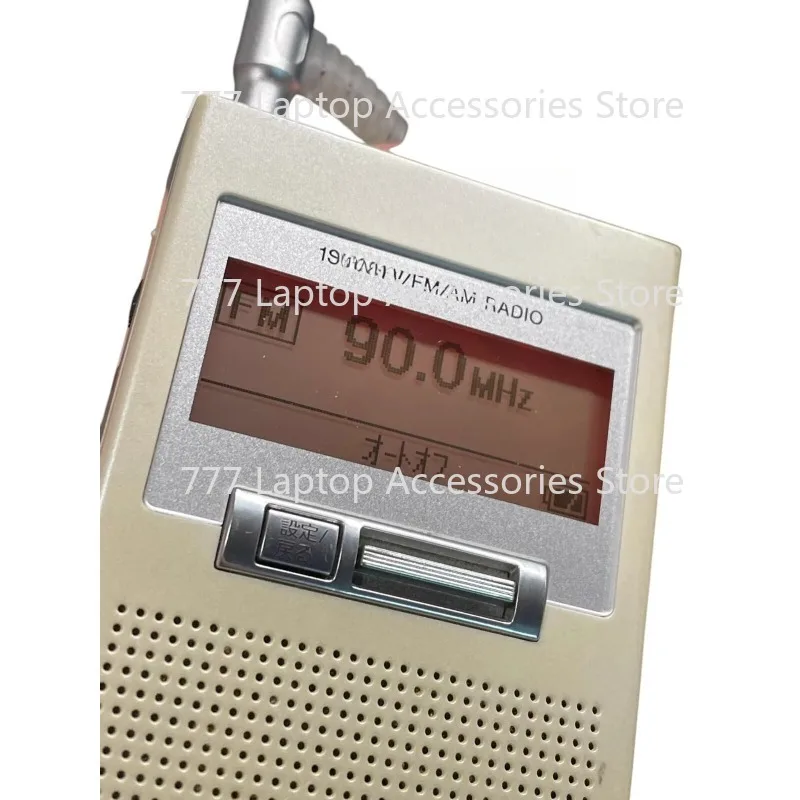 Used For Pocket Radio XDR-63TV FM/AM/One Seg TV audio compatible
Used For Pocket Radio XDR-63TV FM/AM/One Seg TV audio compatible