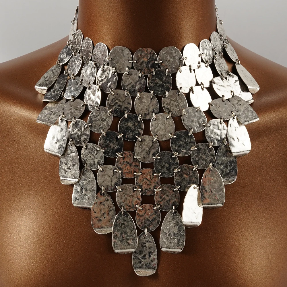 Vintage Irregular Circular Necklace With Bohemian Exaggerated Collarbone Chain Vintage New sweater Chain 2025 Style Versatile
Vintage Irregular Circular Necklace With Bohemian Exaggerated Collarbone Chain Vintage New sweater Chain 2025 Style Versatile