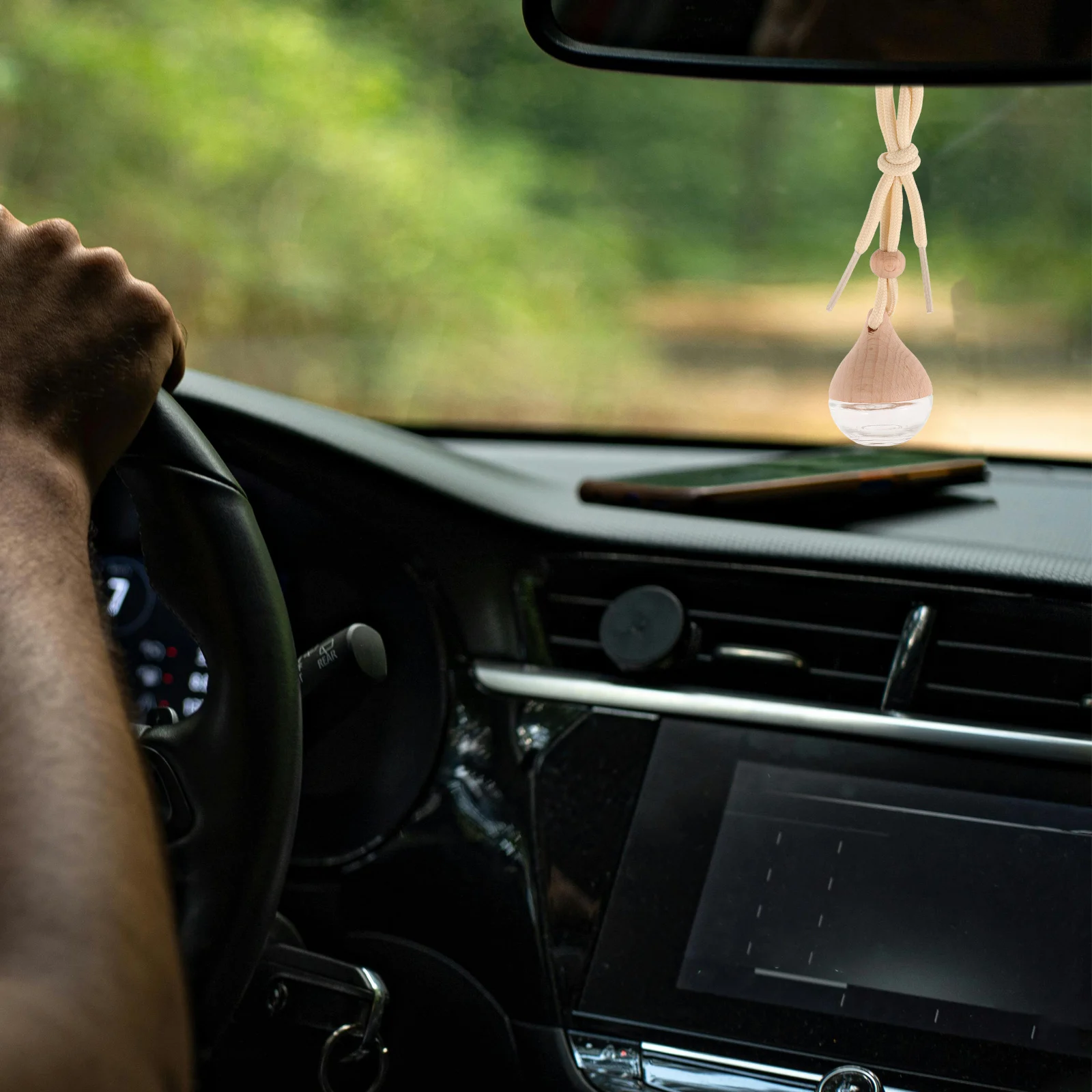 2pcs Hanging Car Air Freshener Aromatherapy Bottle Pendant Glass Diffuser Refillable Essential Oil Home Fragrance Accessories
2pcs Hanging Car Air Freshener Aromatherapy Bottle Pendant Glass Diffuser Refillable Essential Oil Home Fragrance Accessories