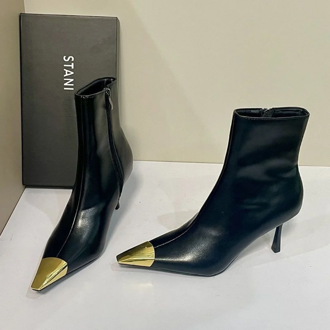 Роскошный бренд SAINT, женские полусапоги, кожаные ботинки челси на высоком каблуке 9 см, ботильоны, дизайнерская обувь, прямые продажи с фабрики
Роскошный бренд SAINT, женские полусапоги, кожаные ботинки челси на высоком каблуке 9 см, ботильоны, дизайнерская обувь, прямые продажи с фабрики