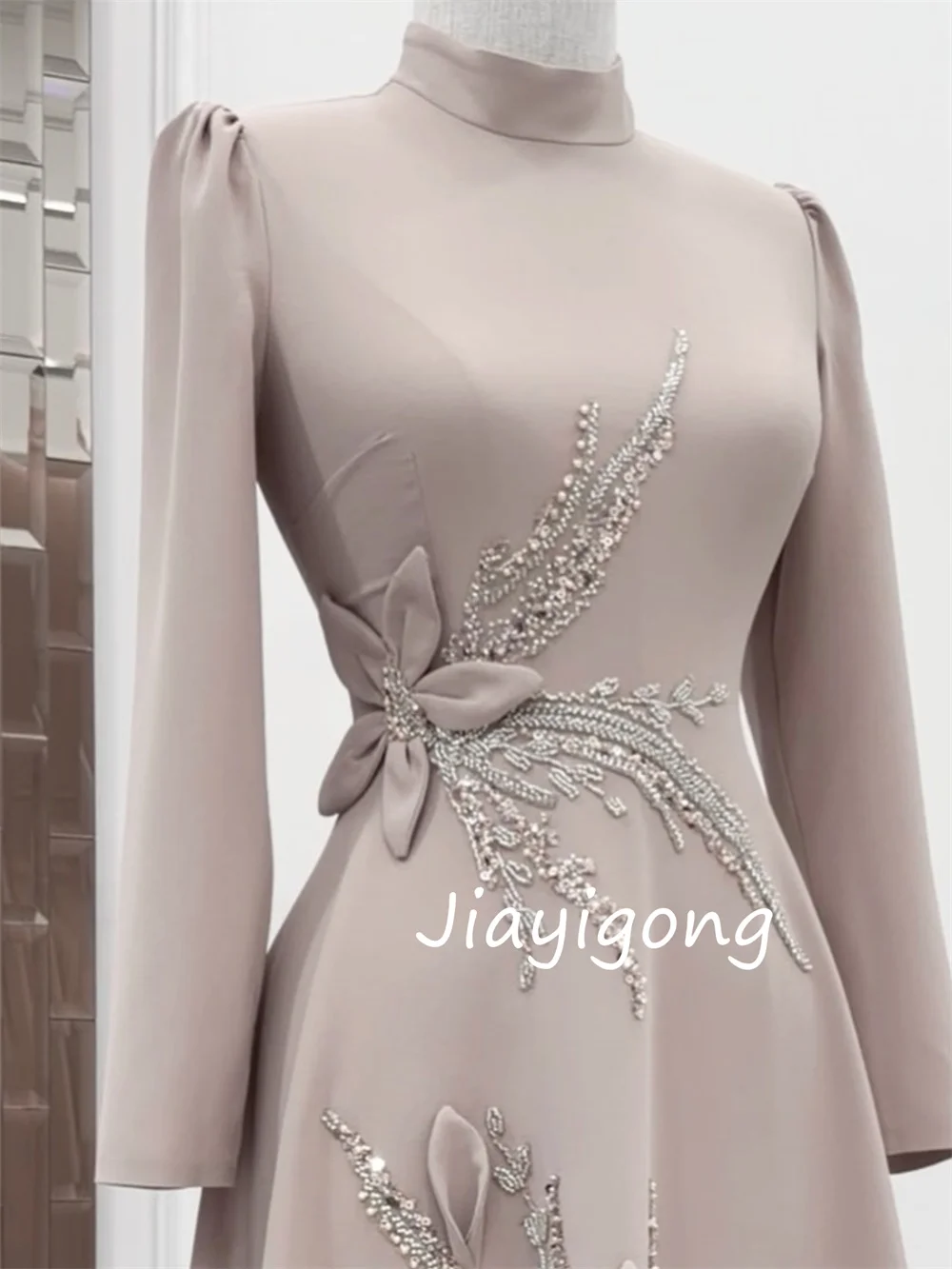 Customized Matching Jersey Pleat Sequined Pattern A-line High Collar Long Bespoke Occasion Homecoming Dresses
Customized Matching Jersey Pleat Sequined Pattern A-line High Collar Long Bespoke Occasion Homecoming Dresses