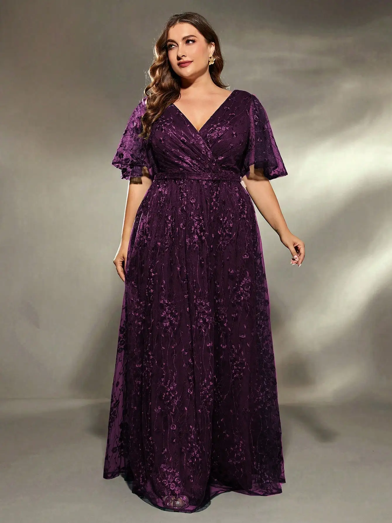 MGIACY Plus Size Large-Sized Solid-color V-neck Irregular Crossed Big Flared Sleeve Embroidered Lace Full-Length Women's Formal
MGIACY Plus Size Large-Sized Solid-color V-neck Irregular Crossed Big Flared Sleeve Embroidered Lace Full-Length Women's Formal