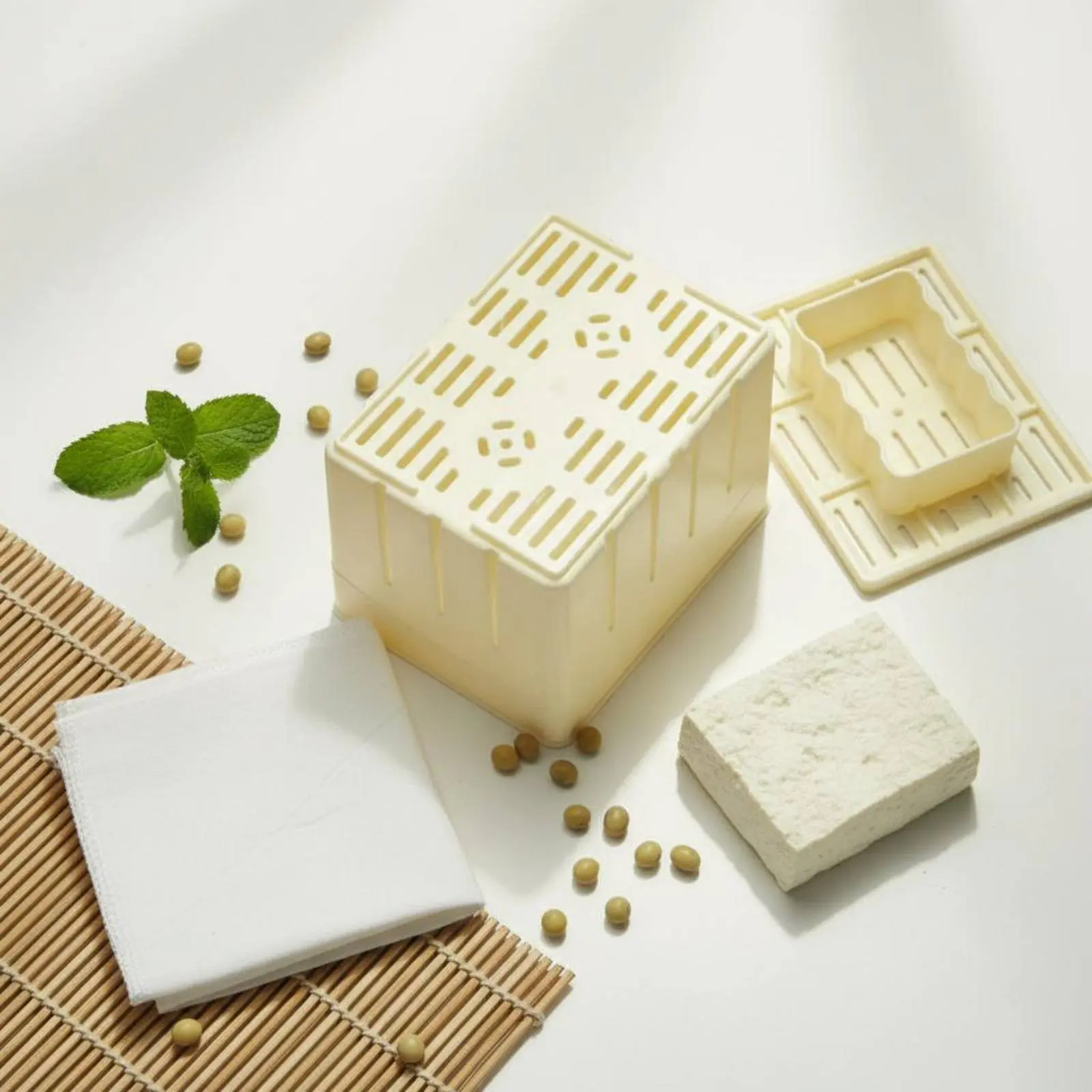 Tofu Press Reusable Tofu Crafting Tool Bean Curd Container DIY Kitchenware for Vegans
Tofu Press Reusable Tofu Crafting Tool Bean Curd Container DIY Kitchenware for Vegans